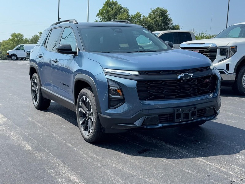 Chevrolet Equinox Vehicle Image 02