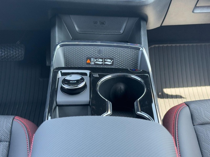 Chevrolet Equinox Vehicle Image 10
