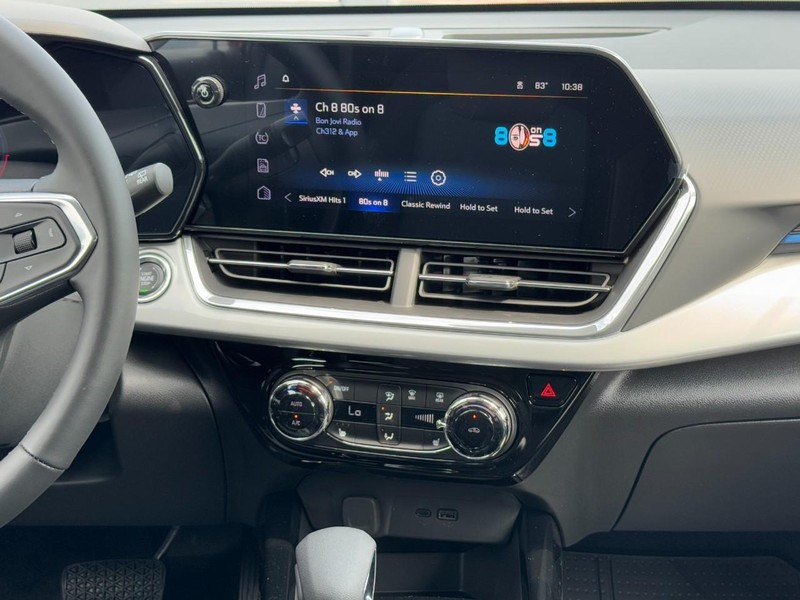 Chevrolet Trax Vehicle Image 09