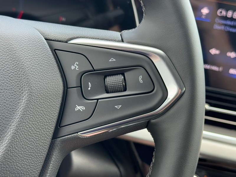 Chevrolet Trax Vehicle Image 12