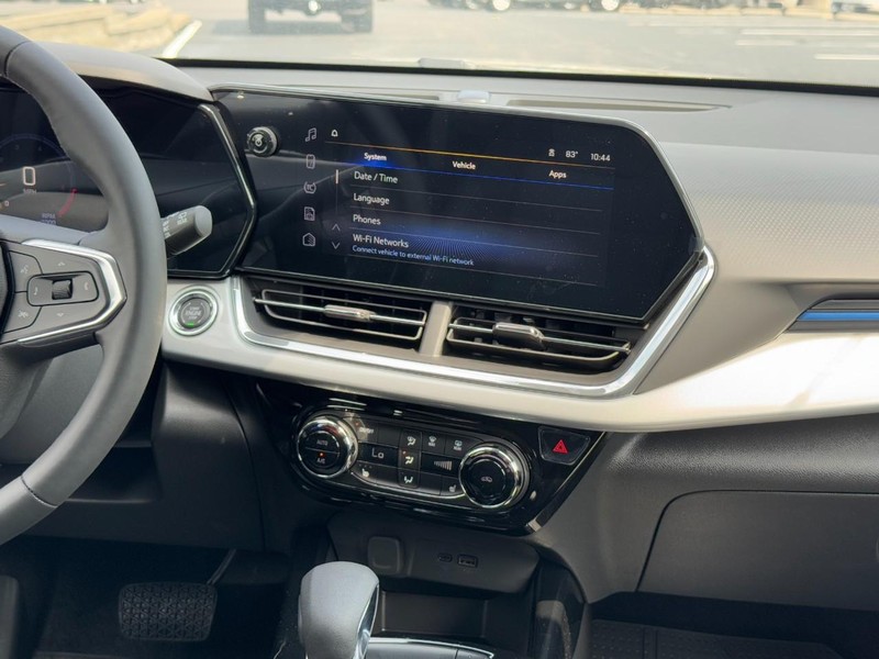 Chevrolet Trax Vehicle Image 09