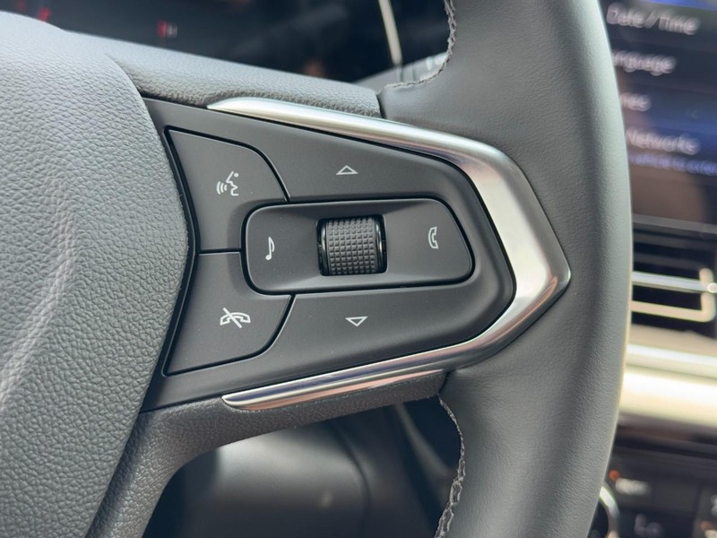 Chevrolet Trax Vehicle Image 12