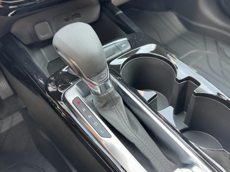 Chevrolet Trax Vehicle Image 13