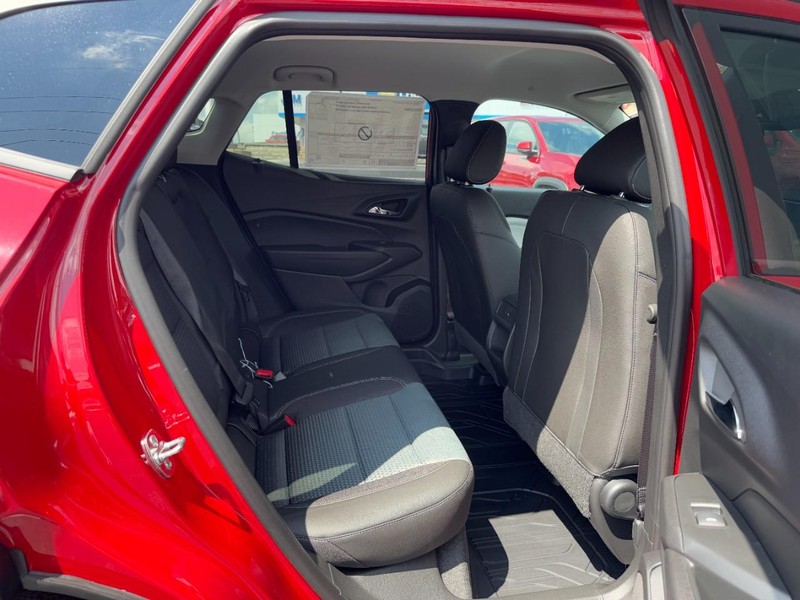 Chevrolet Trax Vehicle Image 06