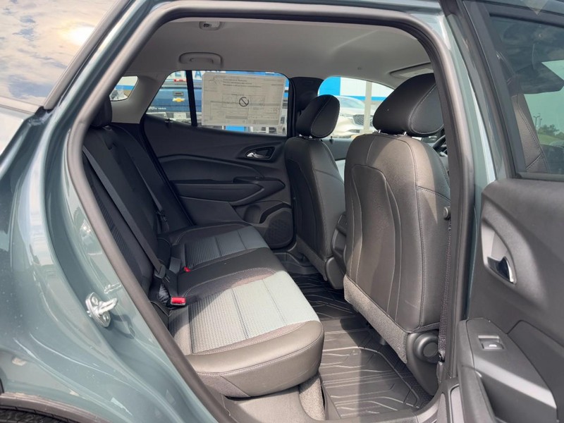 Chevrolet Trax Vehicle Image 06
