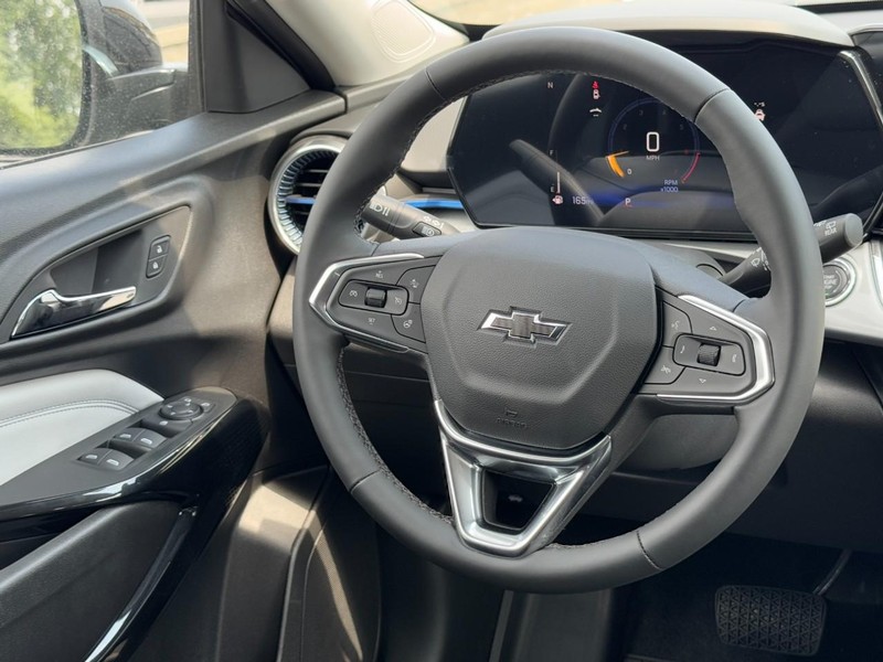 Chevrolet Trax Vehicle Image 08
