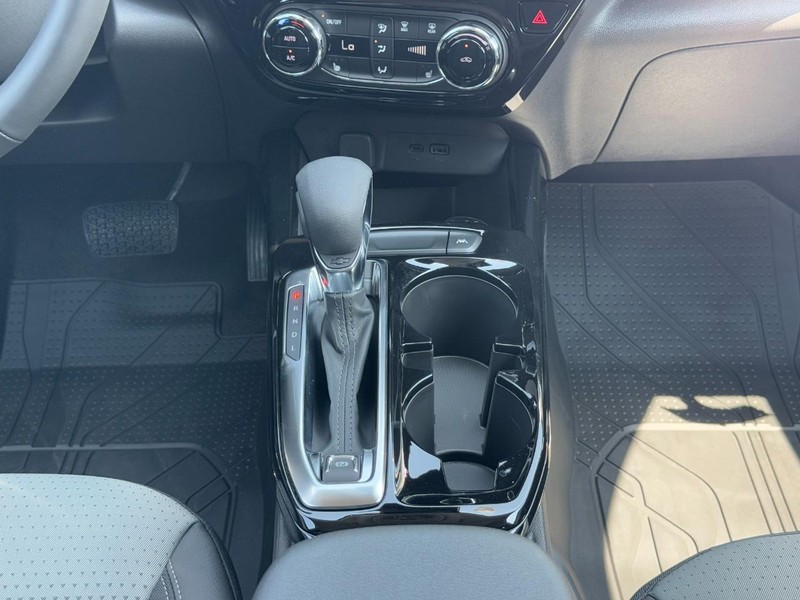 Chevrolet Trax Vehicle Image 10