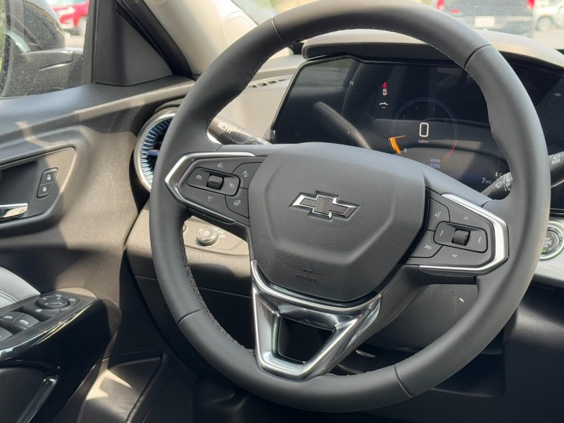 Chevrolet Trax Vehicle Image 08