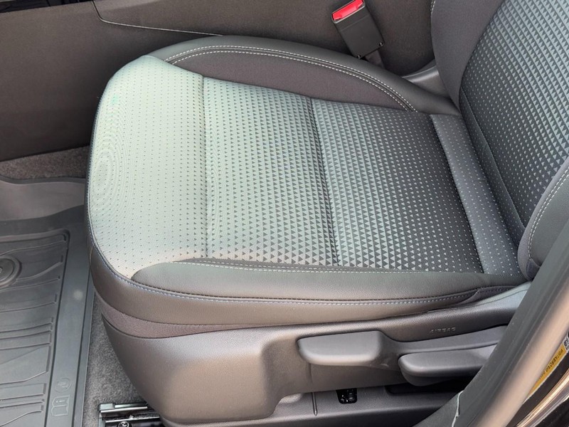 Chevrolet Trax Vehicle Image 15