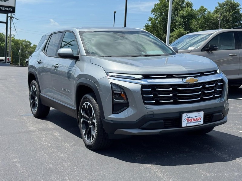 Chevrolet Equinox Vehicle Image 02