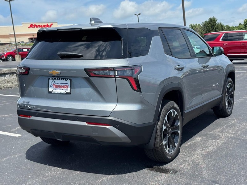 Chevrolet Equinox Vehicle Image 04