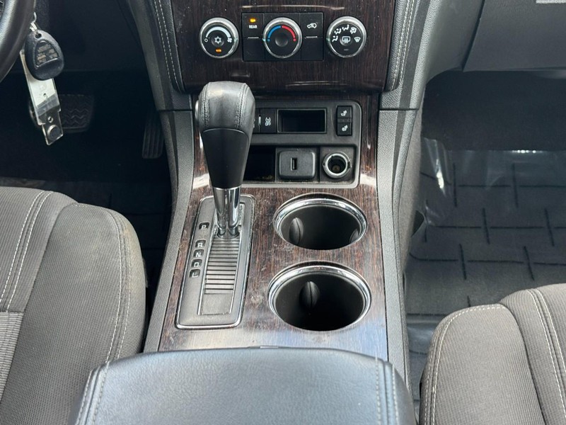 Chevrolet Traverse Vehicle Image 14