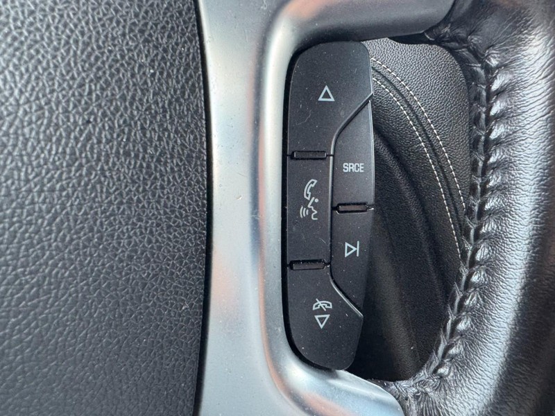 Chevrolet Traverse Vehicle Image 17