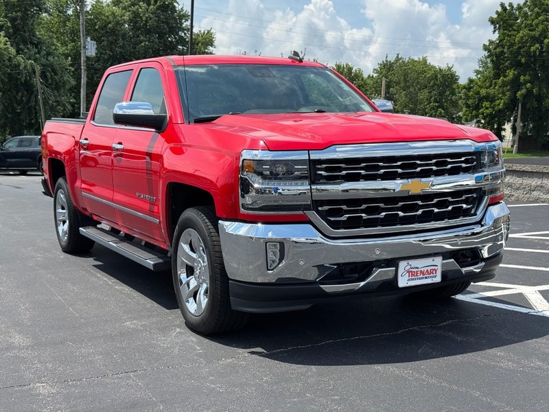 Chevrolet Silverado 1500 Vehicle Full-screen Gallery Image 02
