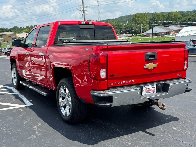 Chevrolet Silverado 1500 Vehicle Full-screen Gallery Image 06