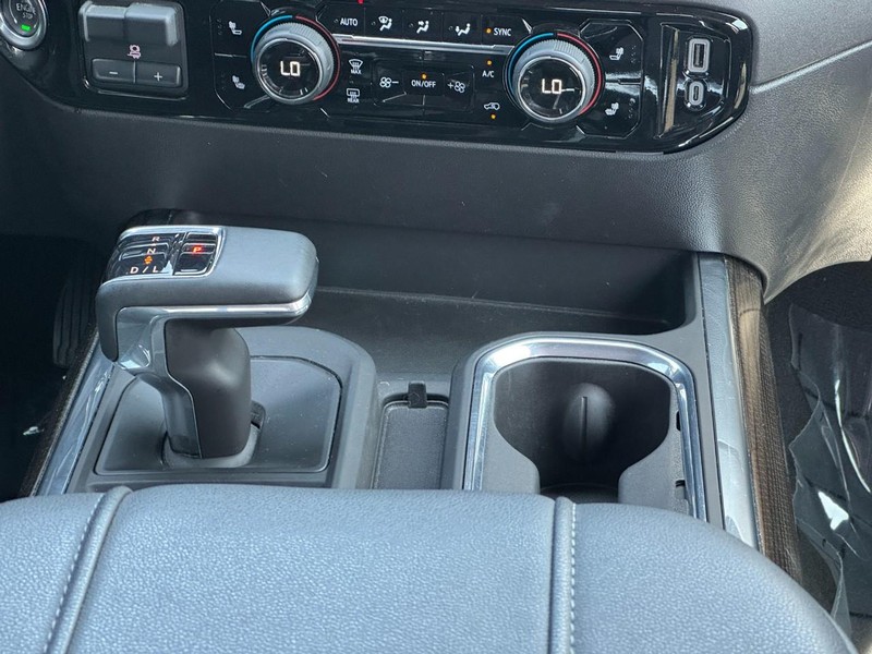 Chevrolet Silverado 1500 Vehicle Image 14