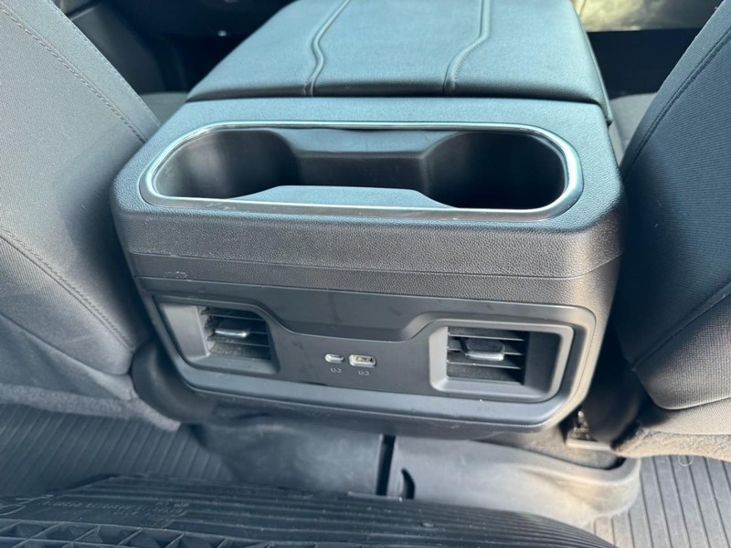 Chevrolet Silverado 1500 Vehicle Image 15