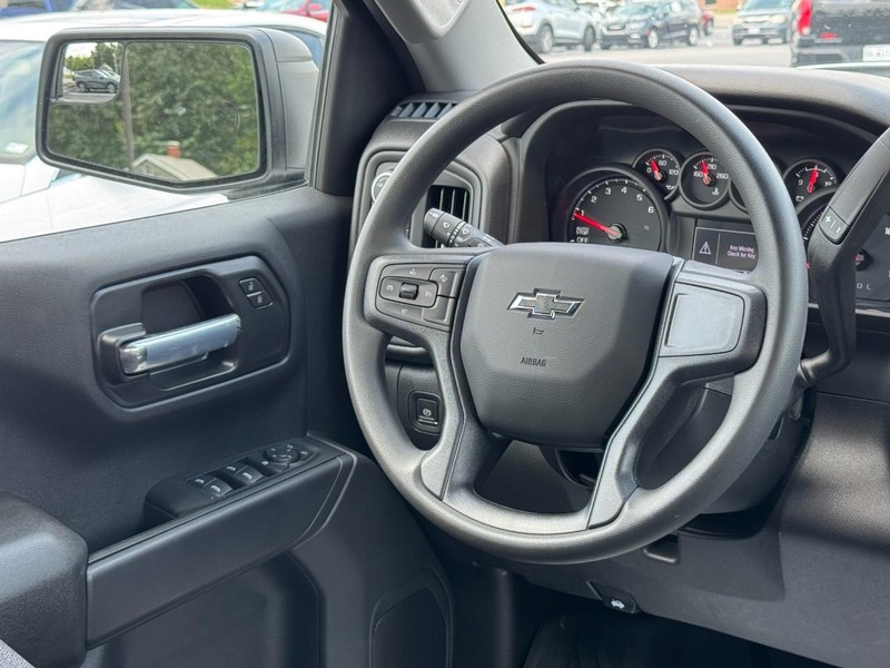 Chevrolet Silverado 1500 Vehicle Image 08