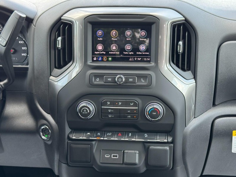 Chevrolet Silverado 1500 Vehicle Image 09