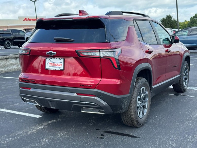 Chevrolet Equinox Vehicle Image 04