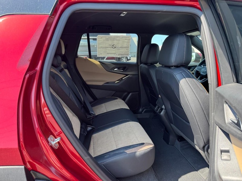 Chevrolet Equinox Vehicle Image 06