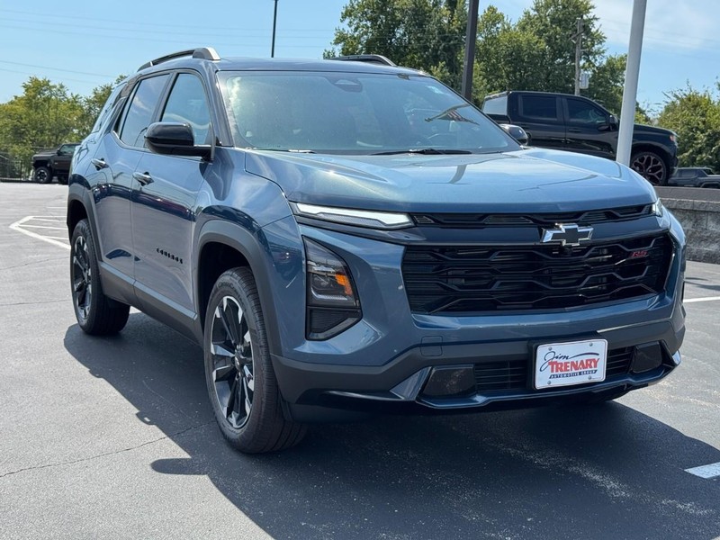Chevrolet Equinox Vehicle Image 02