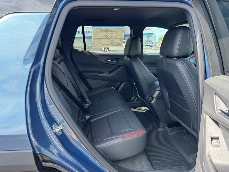 Chevrolet Equinox Vehicle Image 06