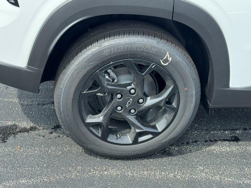 Chevrolet Trax Vehicle Image 05