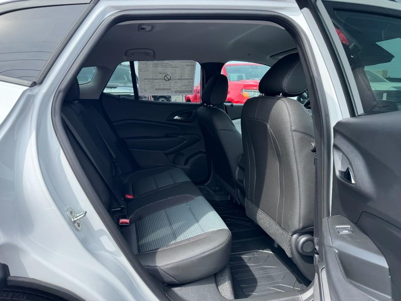 Chevrolet Trax Vehicle Image 06