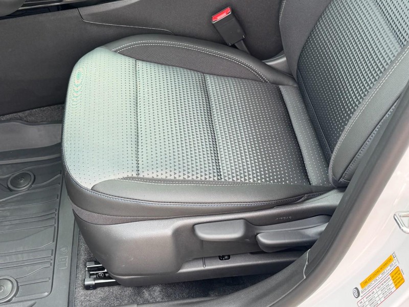 Chevrolet Trax Vehicle Image 15