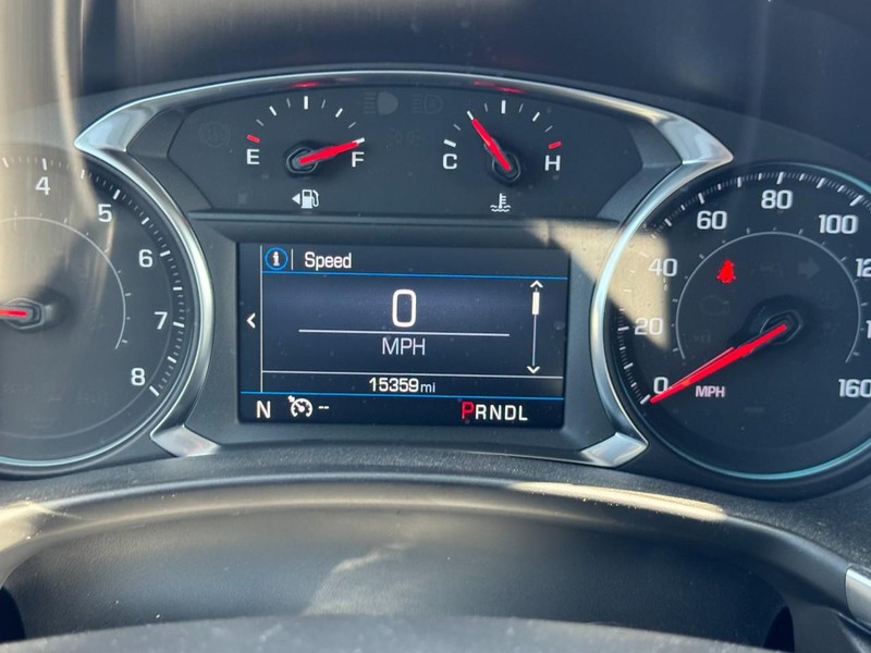 Chevrolet Equinox Vehicle Image 22