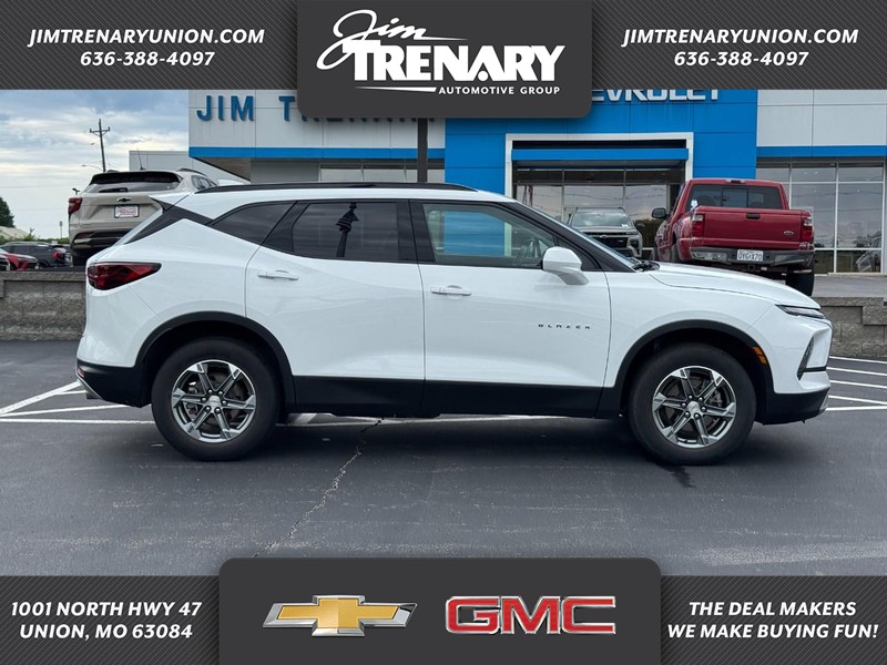 Chevrolet Blazer Vehicle Full-screen Gallery Image 01