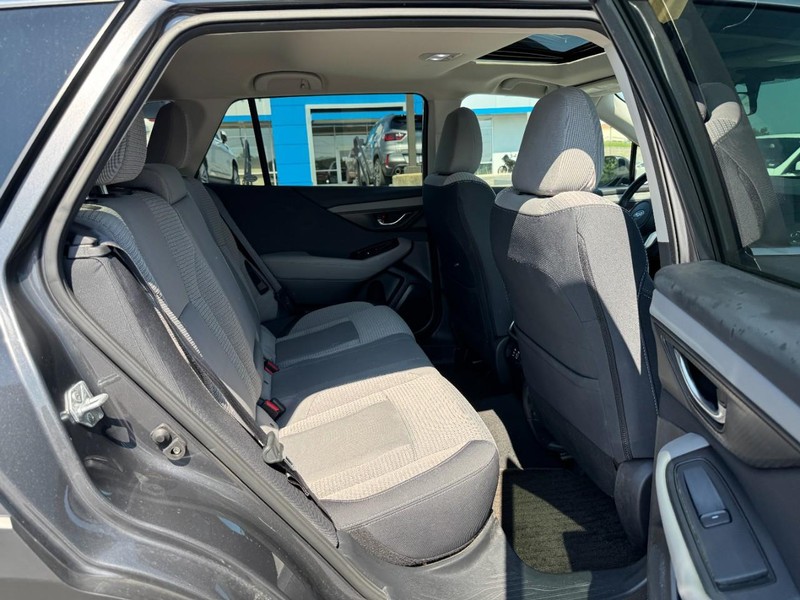 Subaru Outback Vehicle Image 10