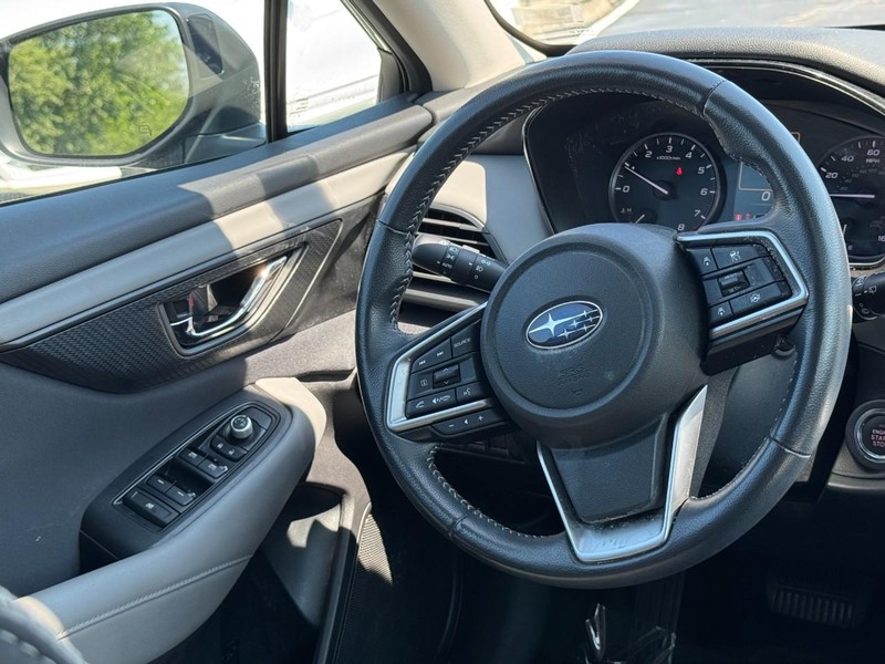 Subaru Outback Vehicle Image 12