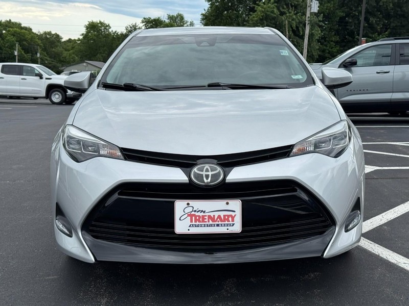 Toyota Corolla Vehicle Image 09