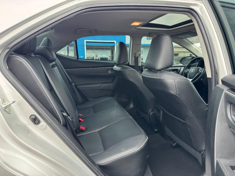 Toyota Corolla Vehicle Image 10