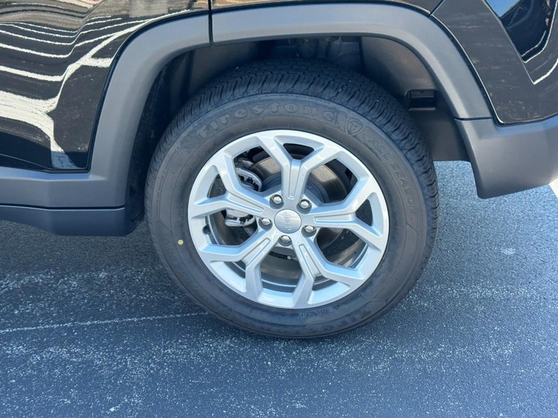 Jeep Compass Vehicle Image 07