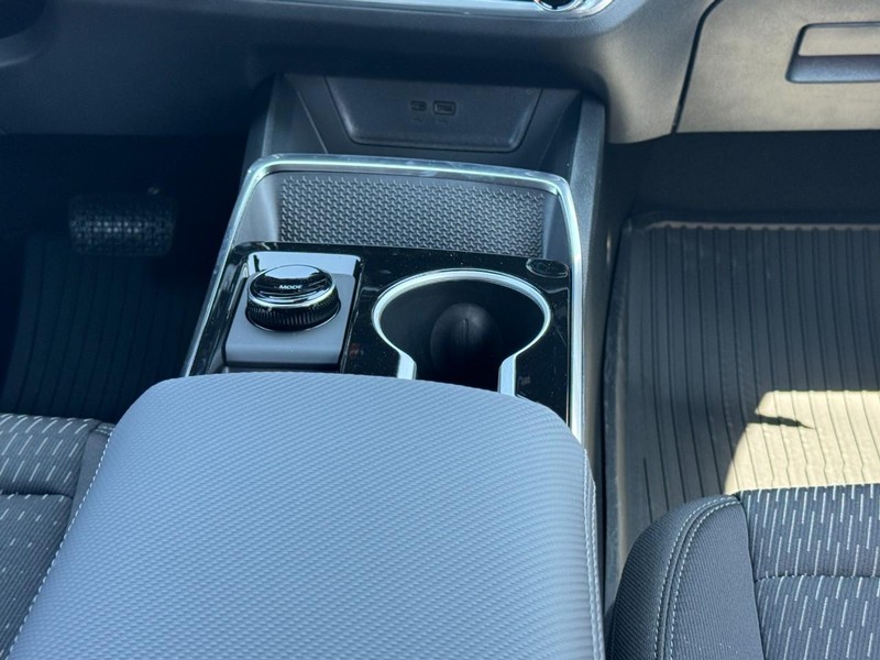 Chevrolet Equinox Vehicle Image 10