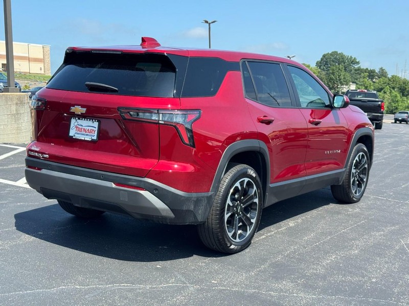 Chevrolet Equinox Vehicle Image 03