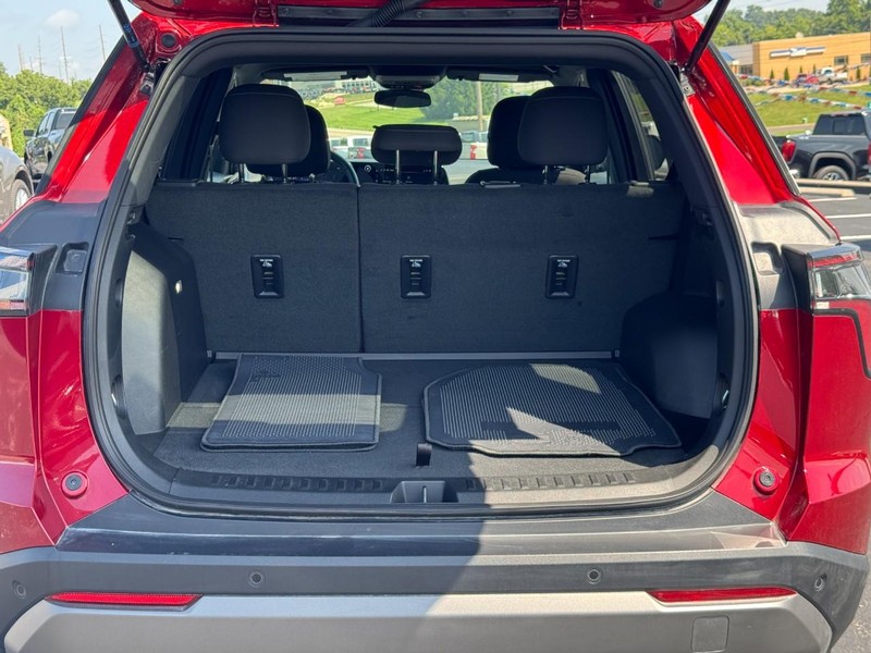 Chevrolet Equinox Vehicle Image 04
