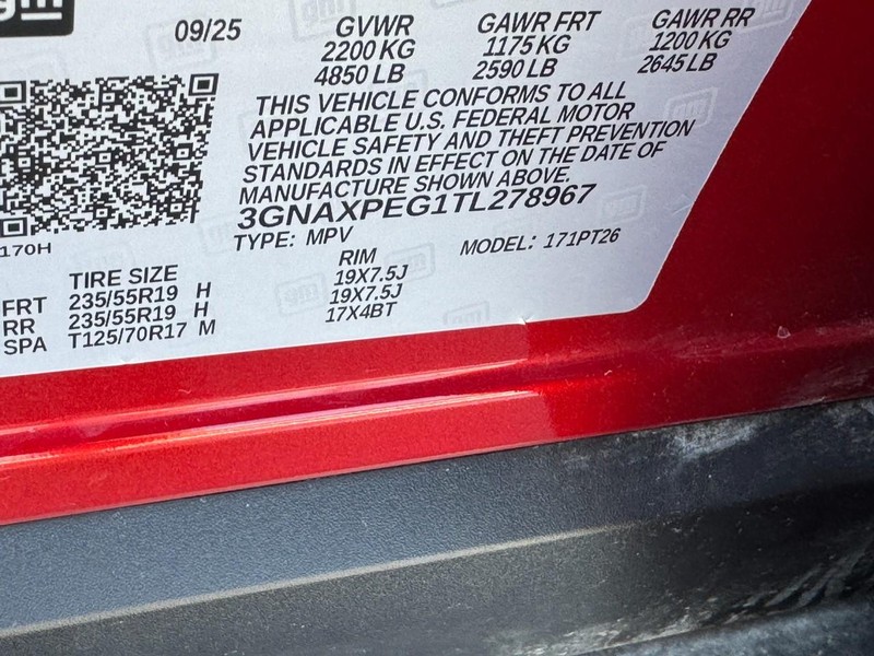 Chevrolet Equinox Vehicle Image 24
