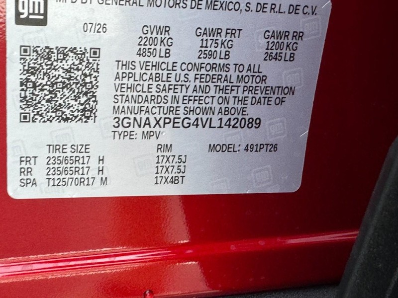 Chevrolet Equinox Vehicle Image 16