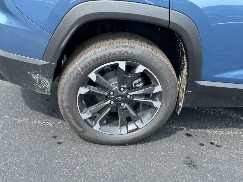Chevrolet Equinox Vehicle Image 05