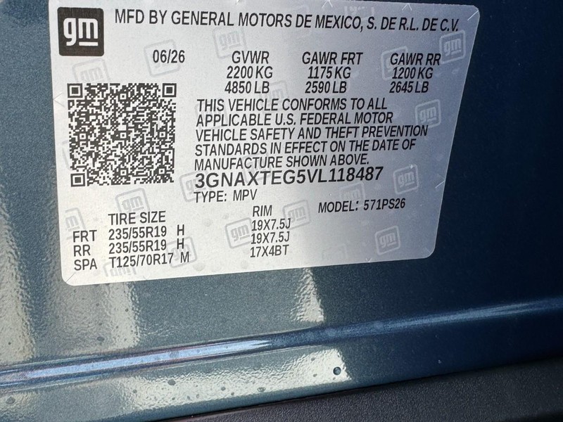 Chevrolet Equinox Vehicle Image 16