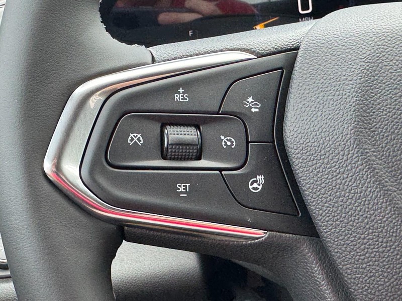 Chevrolet Trax Vehicle Image 11