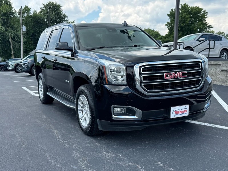 GMC Yukon Vehicle Image 02