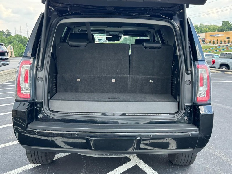 GMC Yukon Vehicle Image 05