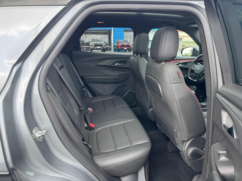 Chevrolet TrailBlazer Vehicle Image 10