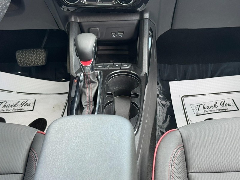 Chevrolet TrailBlazer Vehicle Image 15
