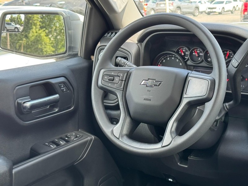 Chevrolet Silverado 1500 Vehicle Image 08